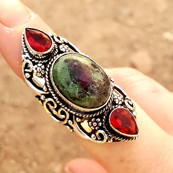New Huge Ruby Zoisite and Garnet 925 Silver Statement Ring. - Picture 10 of 16